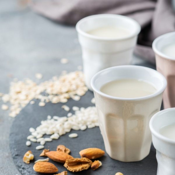 Πώς να φτιάξω γάλα από κάσιους; Η πανεύκολη vegan συνταγή για να αντικαταστήσεις το γάλα