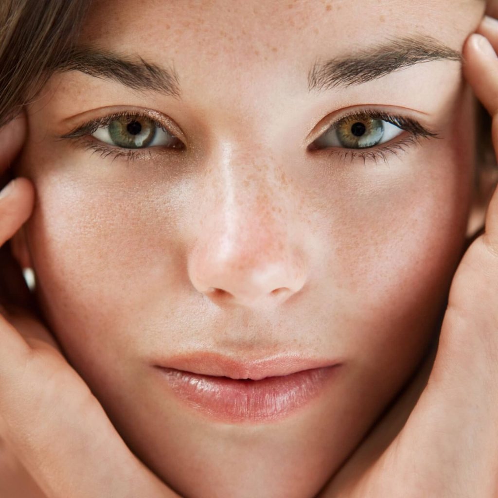 Botox ή υαλουρονικό οξύ; Τι να επιλέξετε και γιατί