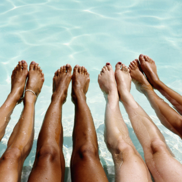 5+1 tips για λεία και απαλά πόδια ακόμα κι αν ξυρίζεστε καθημερινά