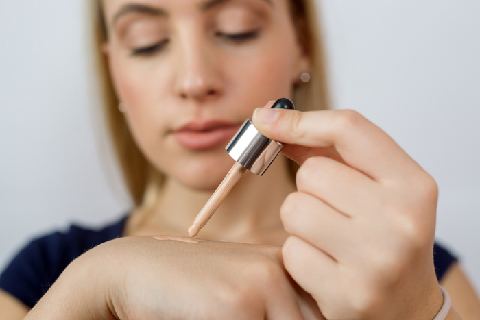 11 ΣΥΜΒΟΥΛΕΣ MAKEUP ΠΟΥ ΘΑ ΣΕ ΚΑΝΟΥΝ ΝΑ ΜΟΙΑΖΕΙΣ ΜΕ ΤΗΝ ΚΟΡΗ ΣΟΥ