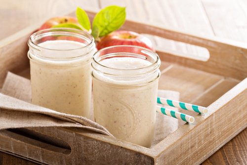Λεπτότερη μέση με γευστικά smoothies. Θέλετε να μάθετε περισσότερα;
