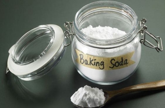 DIY: 8 μυστικά ομορφιάς για αλαβάστρινο δέρμα με μαγειρική σόδα!