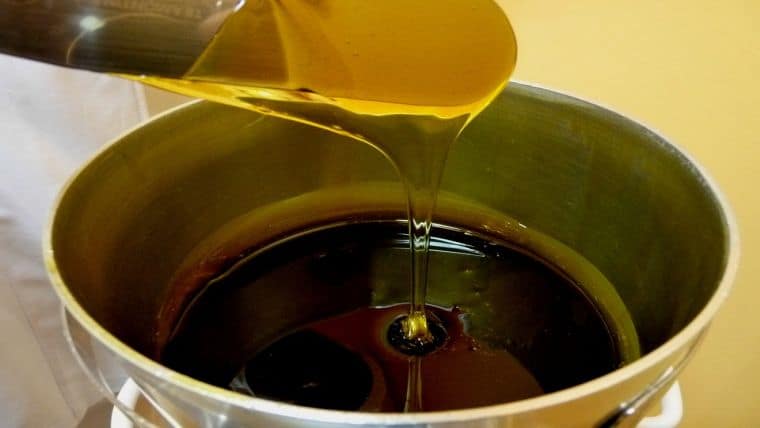 DIY | Πανεύκολη συνταγή για σπιτική χαλάουα